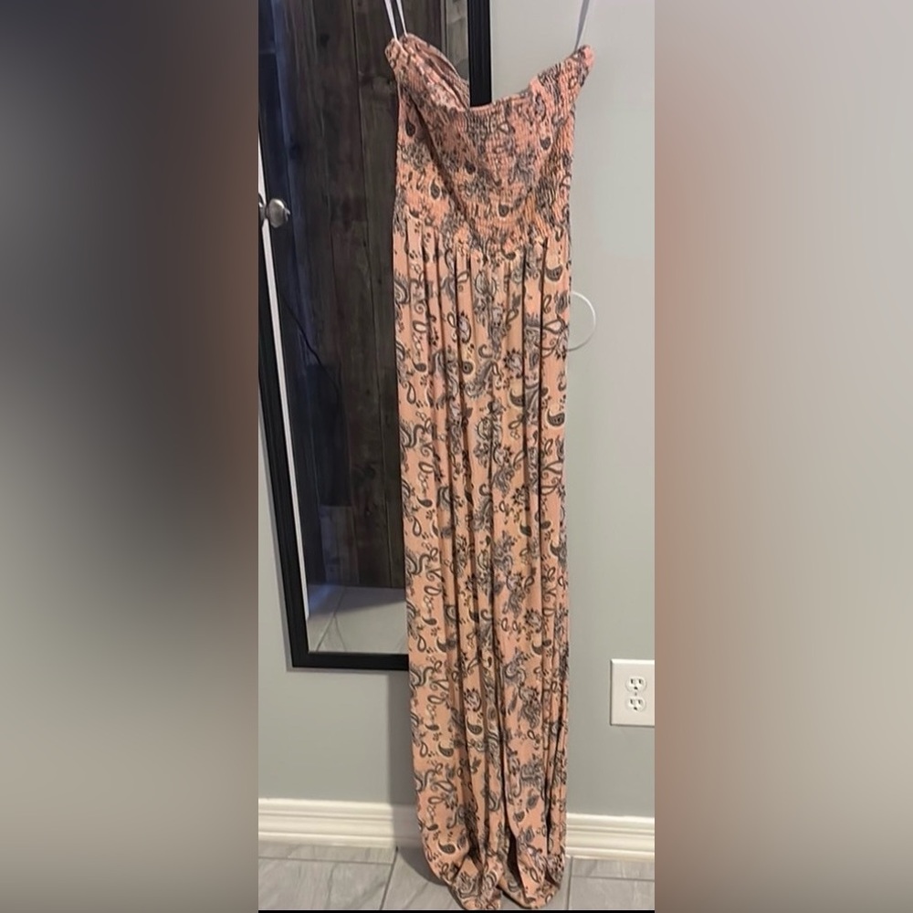 NWOT Strapless Jumpsuit in Pink Size S